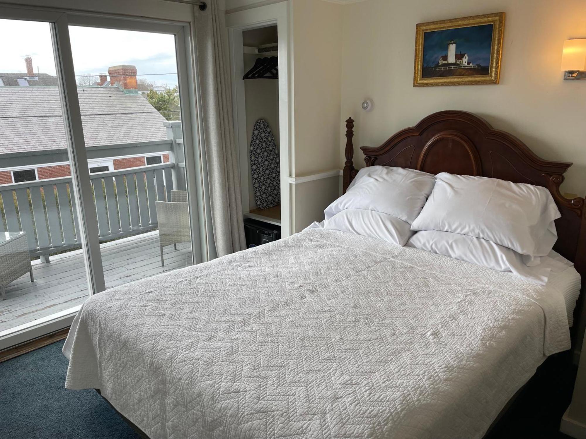 Brasswood Inn Провинстаун Екстериор снимка