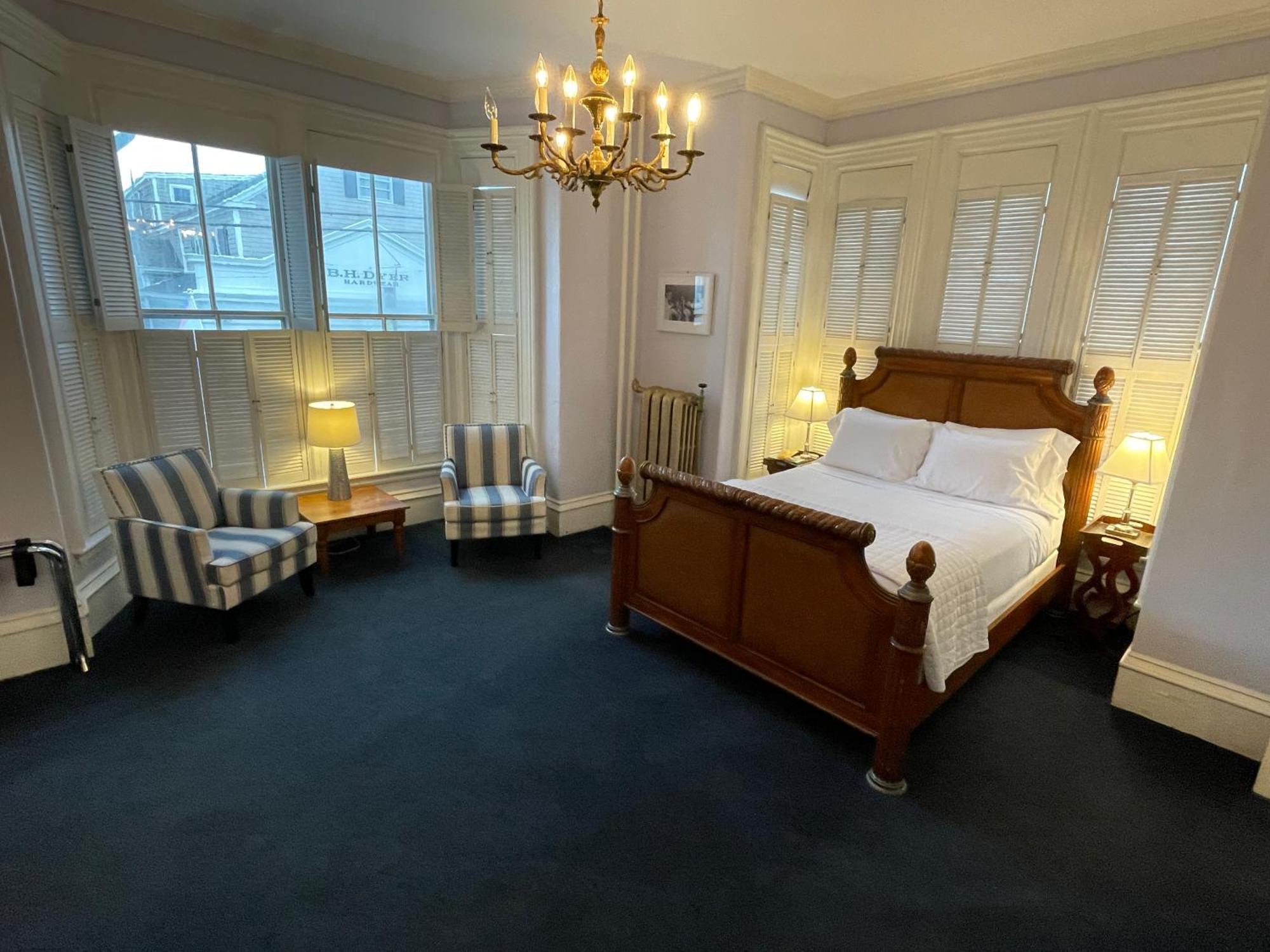 Brasswood Inn Провинстаун Екстериор снимка